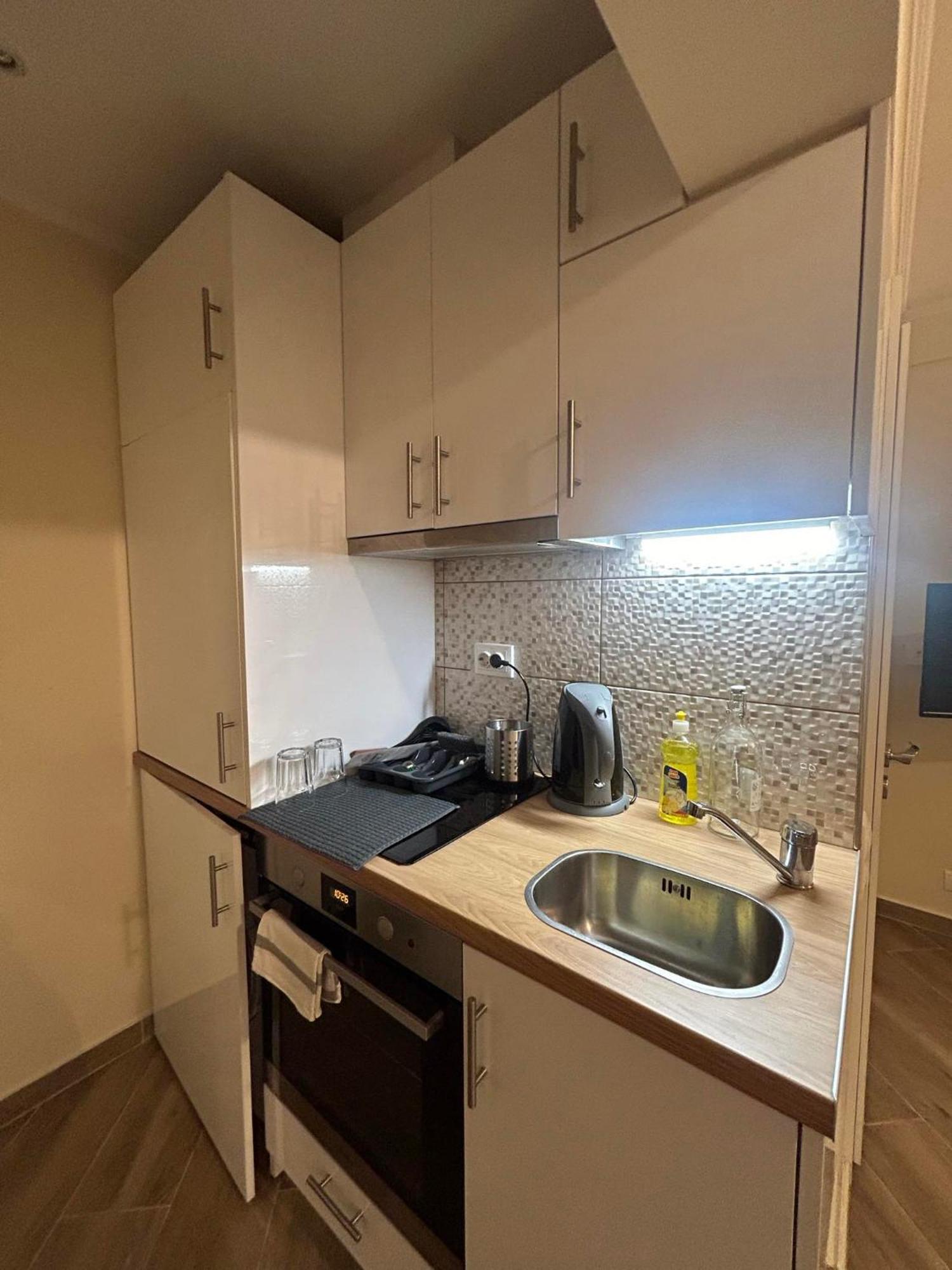 Athens Central Apartment Luaran gambar